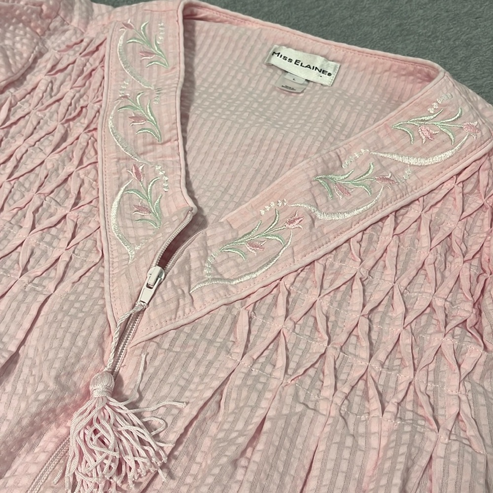 Miss Elaine House Dress Robe Large Pink Seersucker Lounge Grandma Grunge Lounge - Picture 5 of 12